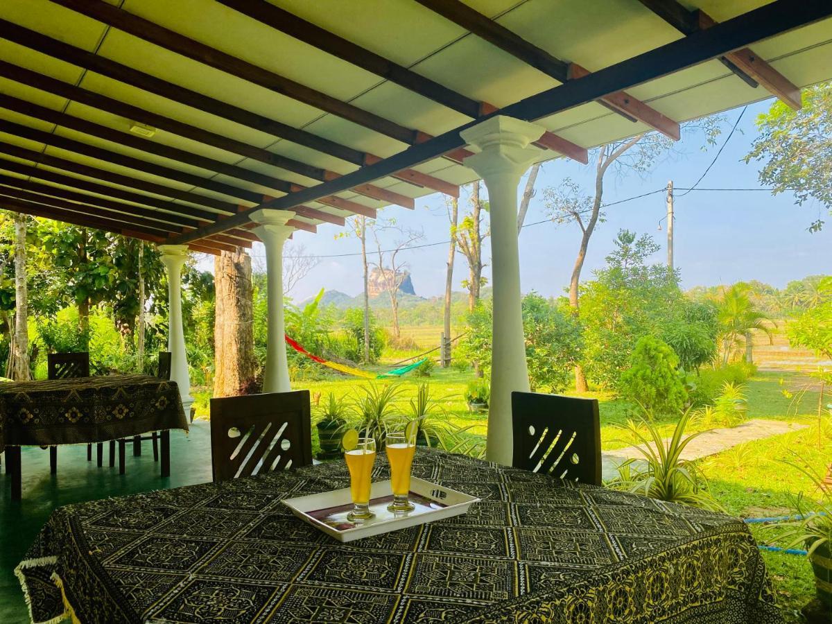 Sigiri Lucky View Villa Sigiriya Exteriör bild