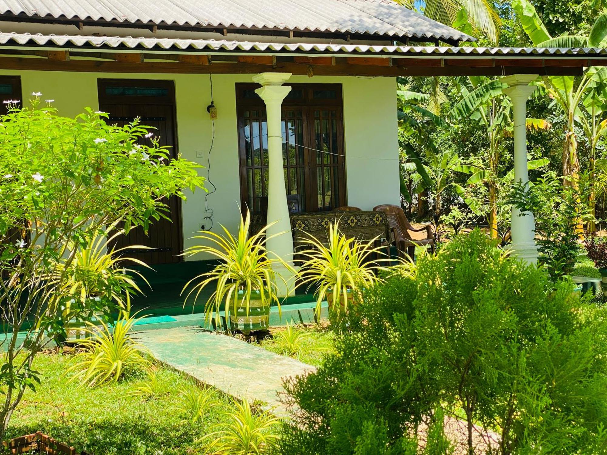 Sigiri Lucky View Villa Sigiriya Exteriör bild